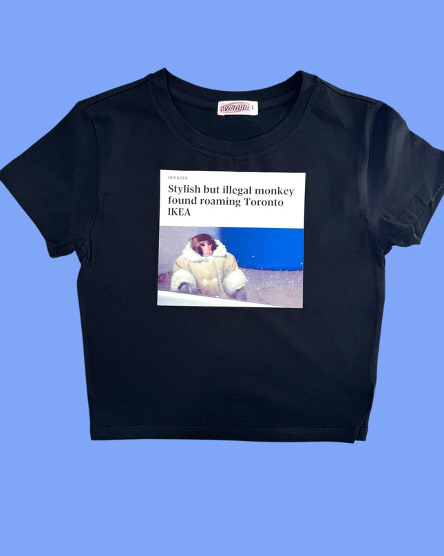 a t - shirt with a picture of a dog on it