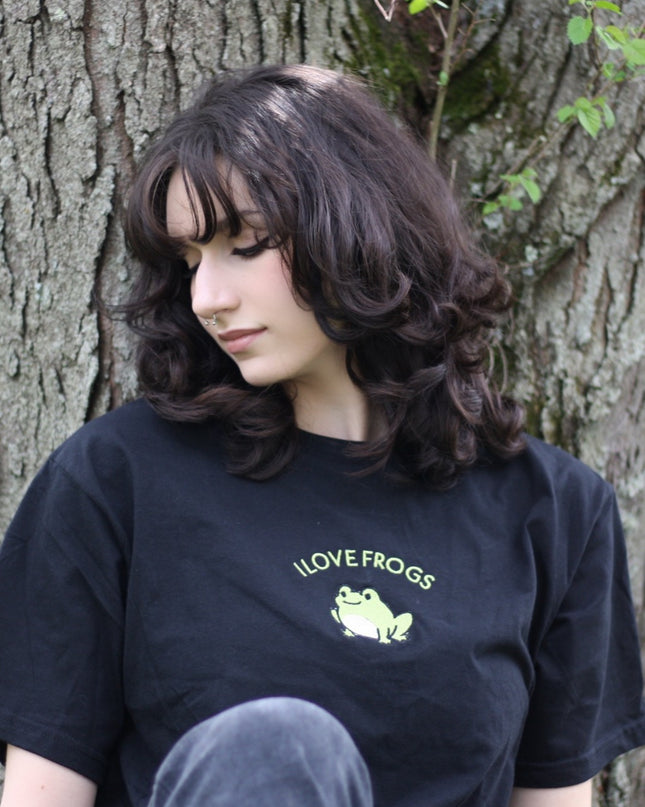 I Love Frogs Embroidered Cropped Tee